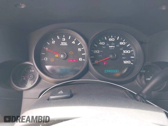 2007 Chevrolet Silverado 1500 LT w/1LT with VIN 1GCEC19077Z540649, listed as a IAAI auction lot 42037356 with 226,277 mi miles. Bid and sale history available at carsss.com. Image 15.