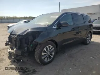 2017 Kia Sedona SX with VIN KNDMC5C18H6324381, listed as a Copart auction lot 53751025 with 103,273 mi miles and Salvage Title. Bid and sale history available at DreamBid. Image 1.