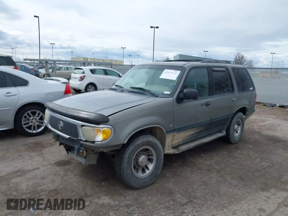 1999 Mercury Mountaineer z VIN 4M2ZU55P9XUJ19323, wystawiony jako IAAI lot #41815135 z przebiegiem 231 715 mil mil oraz . Historia ofert i sprzedaży dostępna na DreamBid. Obrazek 2.