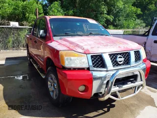 2006 Nissan Titan LE z VIN 1N6BA07B66N523187, wystawiony jako IAAI lot #42090295 z przebiegiem 224 209 mil mil oraz . Historia ofert i sprzedaży dostępna na DreamBid. Obrazek 1.