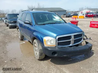 2005 Dodge Durango SXT with VIN 1D4HB38N75F600164, listed as a IAAI auction lot 42016390 with 182,722 mi miles. Bid and sale history available at carsss.com. Image 1.