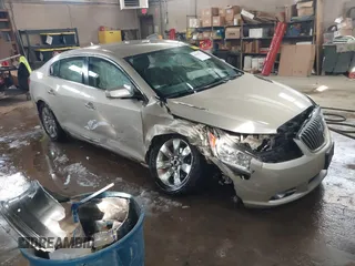 2013 Buick LaCrosse Leather с VIN 1G4GC5G39DF262732, выставлен на аукционе IAAI как лот 41551215 с пробегом 216 012 миль миль и . История ставок и продаж доступна на DreamBid. Изображение 1.