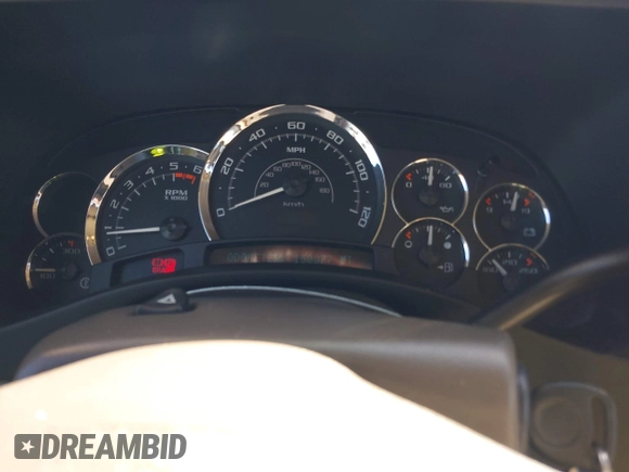 2005 Cadillac Escalade z VIN 1GYEC63N65R243624, wystawiony jako IAAI lot #42161106 z przebiegiem 150 877 mil mil oraz . Historia ofert i sprzedaży dostępna na DreamBid. Obrazek 7.