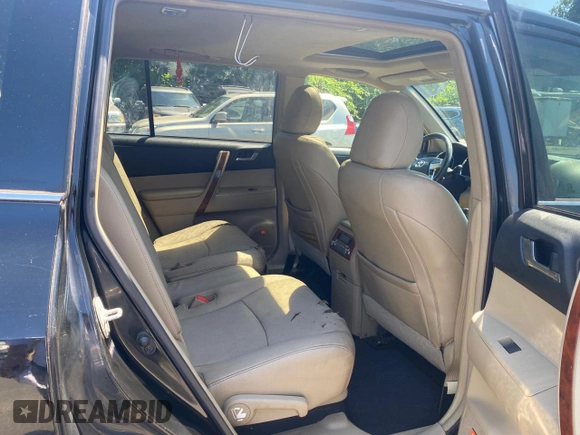 2012 Toyota Highlander Limited with VIN 5TDDK3EH1CS154763, listed as a Copart auction lot 62925725 with 347,686 mi miles and Clean title. Bid and sale history available at DreamBid. Image 6.