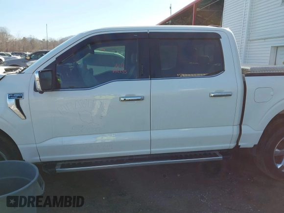 2023 Ford F-150 XL with VIN 1FTFW1E8XPFA58413, listed as a IAAI auction lot 40633171 with 92,438 mi miles. Bid and sale history available at carsss.com. Image 13.