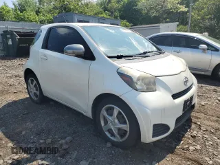 2012 Scion iQ z VIN JTNJJXB07CJ021400, wystawiony jako Copart lot #55720055 z przebiegiem 129 602 mil mil oraz Czysty tytuł • Clean title. Historia ofert i sprzedaży dostępna na DreamBid. Obrazek 4.