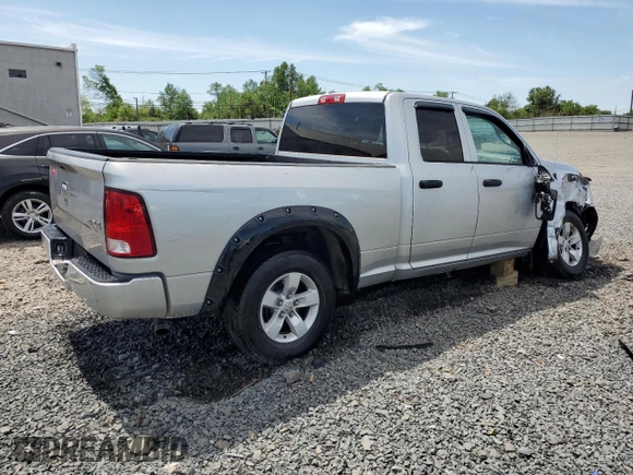 2016 Ram 1500 Express z VIN 1C6RR7FG1GS353539, wystawiony jako Copart lot #55940265 z przebiegiem 130 268 mil mil oraz Szkoda całkowita • Salvage title. Historia ofert i sprzedaży dostępna na DreamBid. Obrazek 3.