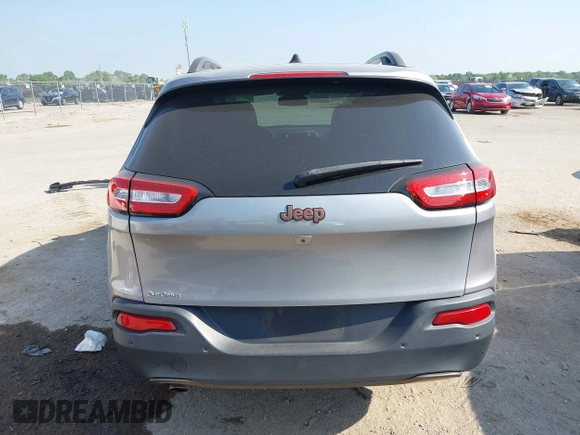 2016 Jeep Cherokee Latitude with VIN 1C4PJLCB7GW256587, listed as a IAAI auction lot 42037539 with 209,267 mi miles. Bid and sale history available at carsss.com. Image 16.