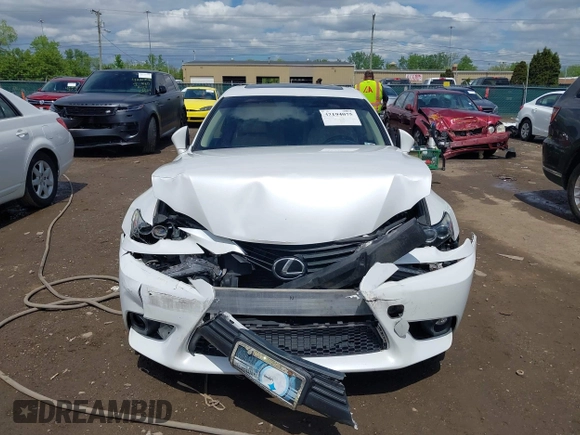 2016 Lexus IS 300/350 z VIN JTHCM1D27G5004688, wystawiony jako IAAI lot #42194075 z przebiegiem 112 250 mil mil oraz . Historia ofert i sprzedaży dostępna na DreamBid. Obrazek 12.