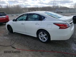2014 Nissan Altima 2.5 with VIN 1N4AL3AP2EC270772, listed as a Copart auction lot 50660835 with 157,108 mi miles and Salvage Title. Bid and sale history available at carsss.com. Image 2.