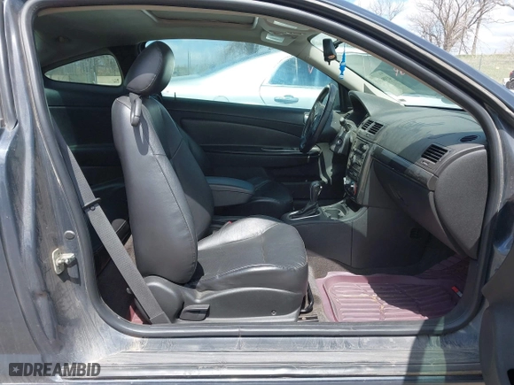 2009 Pontiac G5 GT with VIN 1G2AT18H797147694, listed as a IAAI auction lot 41996093 with 164,747 mi miles. Bid and sale history available at carsss.com. Image 5.