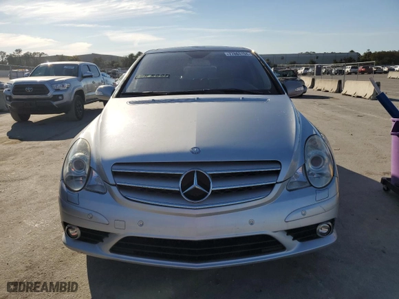 2008 Mercedes-Benz R-Class 3.5L with VIN 4JGCB65E88A071351, listed as a Copart auction lot 77863194 with 143,293 mi miles and Clean Title. Bid and sale history available at carsss.com. Image 5.