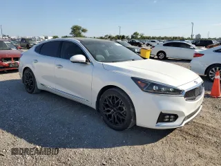 2017 Kia Cadenza Premium with VIN KNALC4J14H5061186, listed as a Copart auction lot 74087144 with 68,603 mi miles and Salvage Title. Bid and sale history available at carsss.com. Image 4.