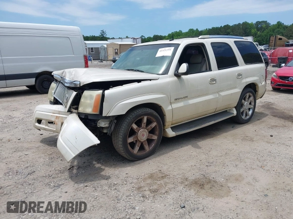 2003 Cadillac Escalade с VIN 1GYEC63T83R134948, выставлен на аукционе IAAI как лот 42321391 с пробегом 289 207 миль миль и . История ставок и продаж доступна на DreamBid. Изображение 17.