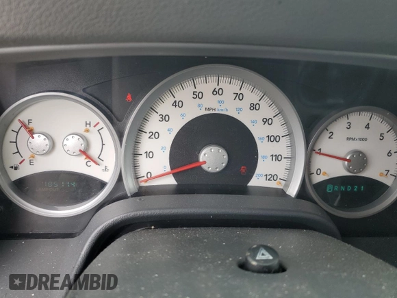 2004 Dodge Durango Limited z VIN 1D4HD58N54F217005, wystawiony jako Copart lot #56061125 z przebiegiem 185 114 mil mil oraz Szkoda całkowita • Salvage title. Historia ofert i sprzedaży dostępna na DreamBid. Obrazek 9.