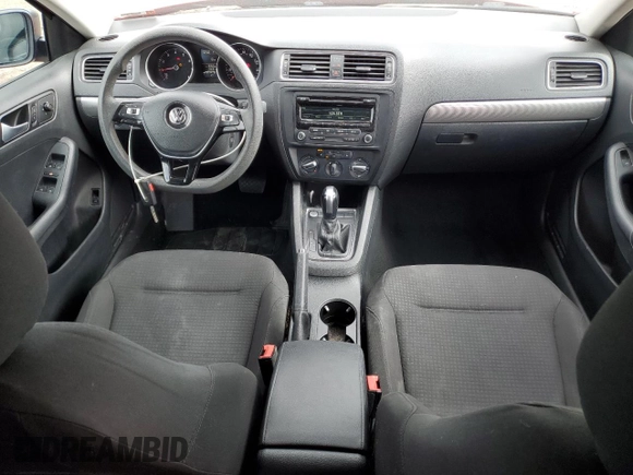 2015 Volkswagen Jetta SE with VIN 3VWD17AJ9FM220688, listed as a Copart auction lot 58270015 with 106,001 mi miles and Salvage title. Bid and sale history available at DreamBid. Image 8.