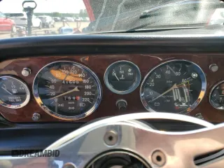 1979 FIAT 124 Spider z VIN 124CS20142625, wystawiony jako Copart lot #63245354 z przebiegiem 41 509 mil mil oraz Tytuł czysty. Historia ofert i sprzedaży dostępna na DreamBid. Obrazek 9.