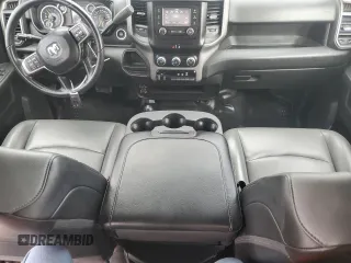 2022 Ram 3500 Tradesman with VIN 3C63R3GLXNG163592, listed as a Copart auction lot 47757715 with 25,067 mi miles and Salvage Title. Bid and sale history available at carsss.com. Image 8.