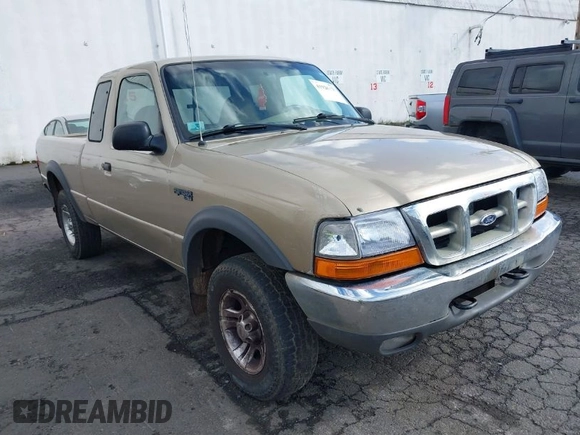 2000 Ford Ranger XLT with VIN 1FTZR15X6YTB04477, listed as a IAAI auction lot 41926170 with 222,217 mi miles and . Bid and sale history available at DreamBid. Image 1.