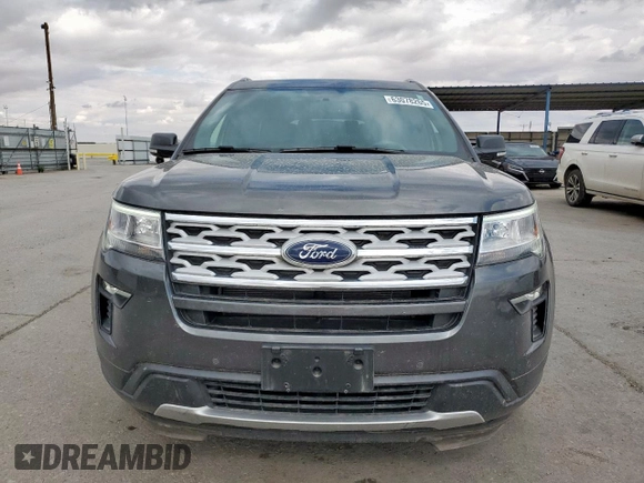 2019 Ford Explorer XLT z VIN 1FM5K8D8XKGA22222, wystawiony jako Copart lot #63078265 z przebiegiem 40 244 mil mil oraz Szkoda całkowita • Salvage title. Historia ofert i sprzedaży dostępna na DreamBid. Obrazek 5.
