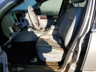 2004 Lincoln Aviator Luxury with VIN 5LMEU88H34ZJ06472, listed as a Copart auction lot 47202405 with Not provided miles and Salvage title. Bid and sale history available at DreamBid. Image 7.