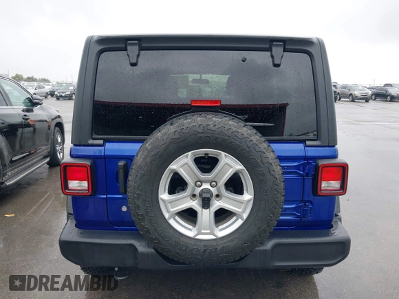 2020 Jeep Wrangler Unlimited Sport Altitude z VIN 1C4HJXDG9LW108151, wystawiony jako IAAI lot #41937525 z przebiegiem 78 197 mil mil oraz . Historia ofert i sprzedaży dostępna na DreamBid. Obrazek 16.