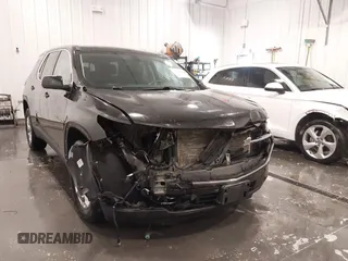 2018 Chevrolet Traverse LS with VIN 1GNEVFKW7JJ257543, listed as a IAAI auction lot 41619706 with 113,208 mi miles. Bid and sale history available at carsss.com. Image 6.