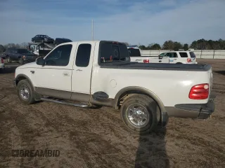 2001 Ford F-150 XL with VIN 2FTRX07W61CA71064, listed as a Copart auction lot 45308595 with 261,466 mi miles and Salvage Title. Bid and sale history available at carsss.com. Image 2.