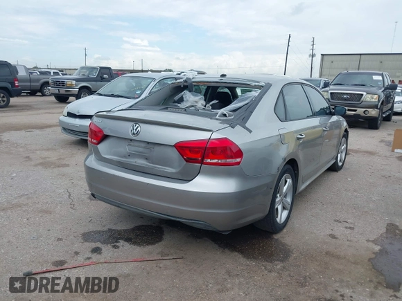 2013 Volkswagen Passat Wolfsburg Edition with VIN 1VWAP7A36DC010079, listed as a IAAI auction lot 41908421 with 190,313 mi miles. Bid and sale history available at carsss.com. Image 4.