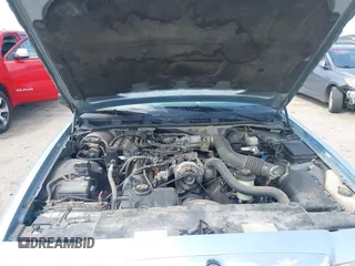 2000 Mercury Grand Marquis LS z VIN 2MEFM75W1YX673105, wystawiony jako IAAI lot #42050980 z przebiegiem 154 944 mil mil oraz . Historia ofert i sprzedaży dostępna na DreamBid. Obrazek 10.