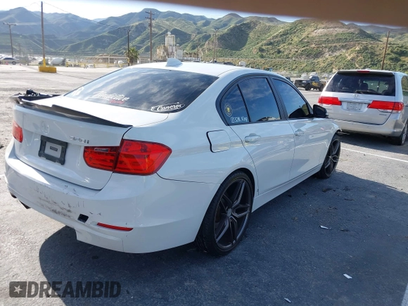 2014 BMW 3 Series 328i with VIN WBA3C1C59EK114251, listed as a IAAI auction lot 41636531 with 1 mi miles. Bid and sale history available at carsss.com. Image 4.