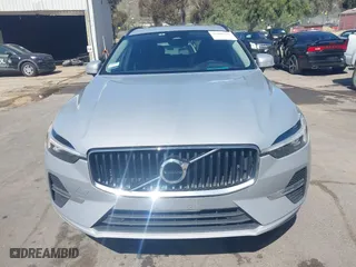 2022 Volvo XC60 Momentum with VIN YV4L12RK2N1052643, listed as a IAAI auction lot 41960135 with 64,280 mi miles. Bid and sale history available at carsss.com. Image 6.