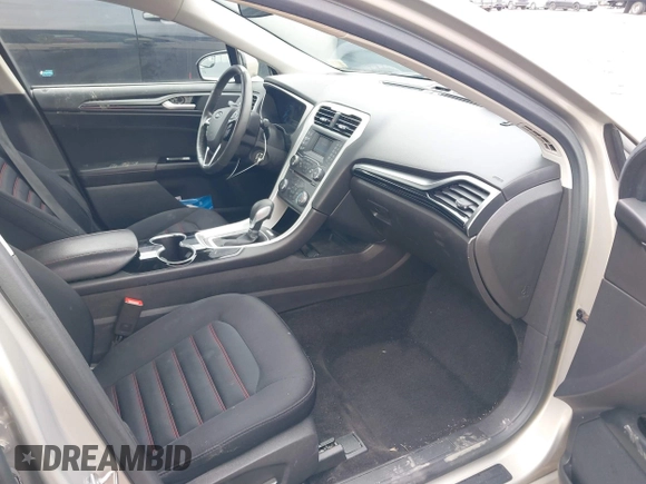 2015 Ford Fusion SE with VIN 3FA6P0H7XFR220297, listed as a IAAI auction lot 41543881 with 90,309 mi miles. Bid and sale history available at carsss.com. Image 5.