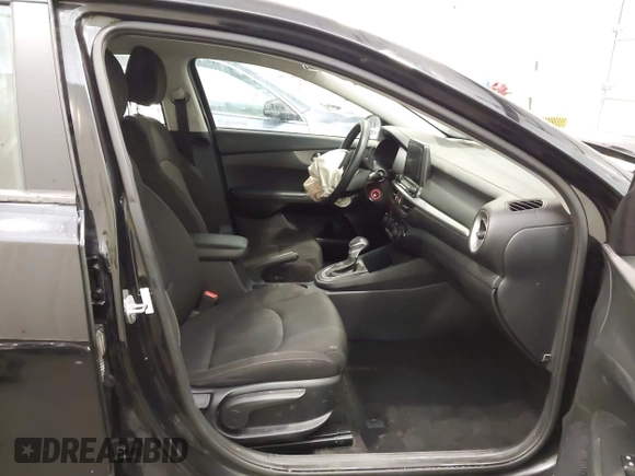2019 Kia Forte LXS с VIN 3KPF24AD1KE017574, выставлен на аукционе IAAI как лот 42326500 с пробегом 71 630 миль миль и . История ставок и продаж доступна на DreamBid. Изображение 5.