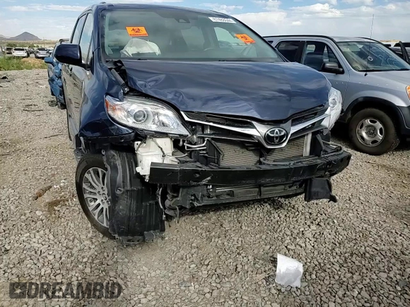 2019 Toyota Sienna XLE Auto Access Seat with VIN 5TDYZ3DCXKS012185, listed as a Copart auction lot 67488644 with 60,840 mi miles and Salvage Title. Bid and sale history available at carsss.com. Image 11.