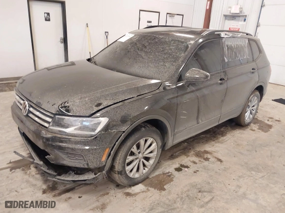 2019 Volkswagen Tiguan S with VIN 3VV0B7AX3KM182311, listed as a IAAI auction lot 41727114 with 98,035 mi miles. Bid and sale history available at carsss.com. Image 17.