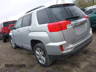 2017 GMC Terrain SLE z VIN 2GKALNEK0H6322213, wystawiony jako IAAI lot #42001066 z przebiegiem 84 892 mil mil oraz . Historia ofert i sprzedaży dostępna na DreamBid. Obrazek 3.