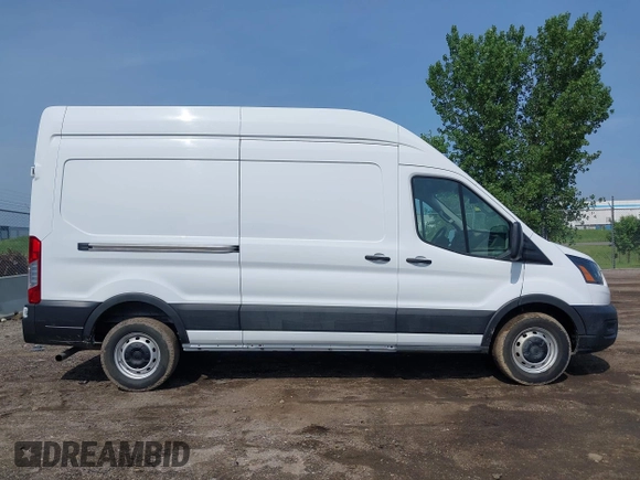 2023 Ford Transit Cargo с VIN 1FTBR1X88PKB01513, выставлен на аукционе IAAI как лот 42496329 с пробегом 65 621 миль миль и . История ставок и продаж доступна на DreamBid. Изображение 13.