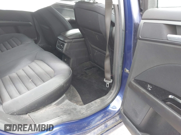 2014 Ford Fusion SE with VIN 1FA6P0H70E5363079, listed as a IAAI auction lot 41987310 with 128,629 mi miles and . Bid and sale history available at DreamBid. Image 8.
