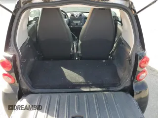 2009 Smart fortwo Pure z VIN WMEEJ31X39K211342, wystawiony jako Copart lot #54104045 z przebiegiem 46 162 mil mil oraz Tytuł czysty. Historia ofert i sprzedaży dostępna na DreamBid. Obrazek 10.