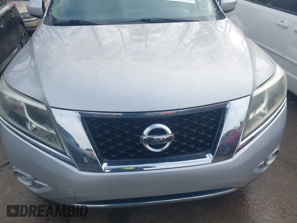 2016 Nissan Pathfinder S with VIN 5N1AR2MN3GC615769, listed as a IAAI auction lot 41565136 with 158,441 mi miles and . Bid and sale history available at DreamBid. Image 6.