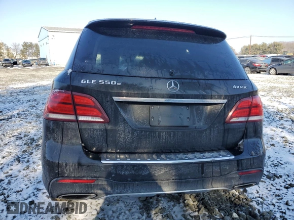 2016 Mercedes-Benz GLE 550e z VIN 4JGDA6DB0GA738765, wystawiony jako Copart lot #88605425 z przebiegiem Nie podano mil oraz Szkoda całkowita • Salvage title. Historia ofert i sprzedaży dostępna na DreamBid. Obrazek 6.