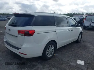 2016 Kia Sedona LX with VIN KNDMB5C19G6084405, listed as a IAAI auction lot 41211452 with 88,783 mi miles. Bid and sale history available at carsss.com. Image 4.