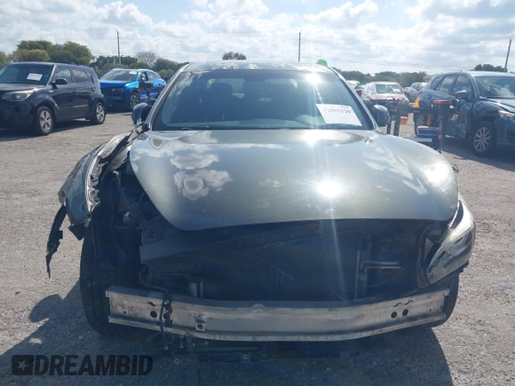 2013 Infiniti M37 with VIN JN1BY1AP8DM511850, listed as a IAAI auction lot 42063120 with 111,545 mi miles. Bid and sale history available at carsss.com. Image 6.