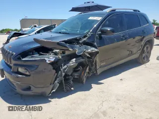 2016 Jeep Cherokee Latitude z VIN 1C4PJLCB7GW342272, wystawiony jako Copart lot #57851455 z przebiegiem 144 864 mil mil oraz Szkoda całkowita • Salvage title. Historia ofert i sprzedaży dostępna na DreamBid. Obrazek 1.