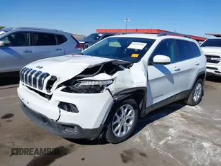 2016 Jeep Cherokee Altitude with VIN 1C4PJLCB6GW200348, listed as a IAAI auction lot 40791569 with 95,600 mi miles. Bid and sale history available at carsss.com. Image 17.
