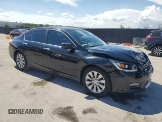 2015 Honda Accord EX-L with VIN 1HGCR2F81FA135648, listed as a Copart auction lot 60317355 with 217,789 mi miles and Salvage title. Bid and sale history available at DreamBid. Image 4.