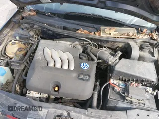2000 Volkswagen Jetta GL z VIN 3VWRA29M2YM113489, wystawiony jako IAAI lot #41611184 z przebiegiem 210 865 mil mil oraz . Historia ofert i sprzedaży dostępna na DreamBid. Obrazek 10.