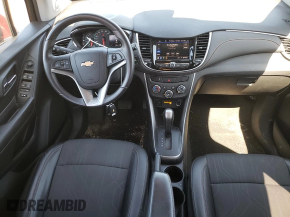 2022 Chevrolet Trax LT with VIN KL7CJPSM1NB564493, listed as a Copart auction lot 57757815 with 17,750 mi miles and Salvage title. Bid and sale history available at DreamBid. Image 8.