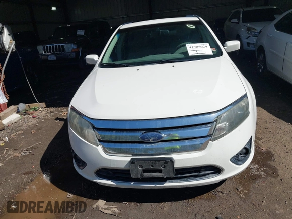 2010 Ford Fusion SE with VIN 3FAHP0HAXAR111738, listed as a IAAI auction lot 41785029 with 210,576 mi miles. Bid and sale history available at carsss.com. Image 12.